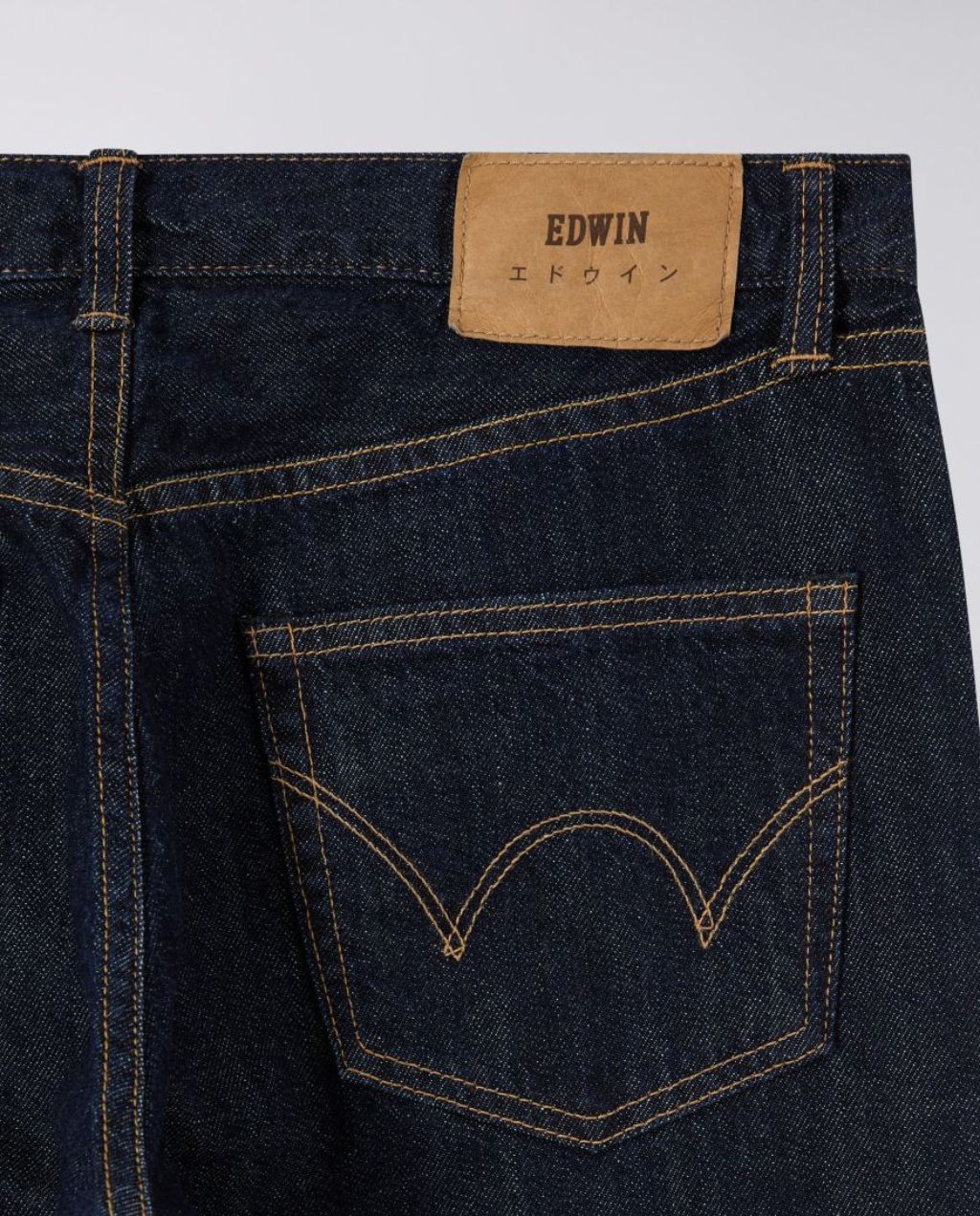 Regular Tapered Jeans I033516_01_02 Rinsed