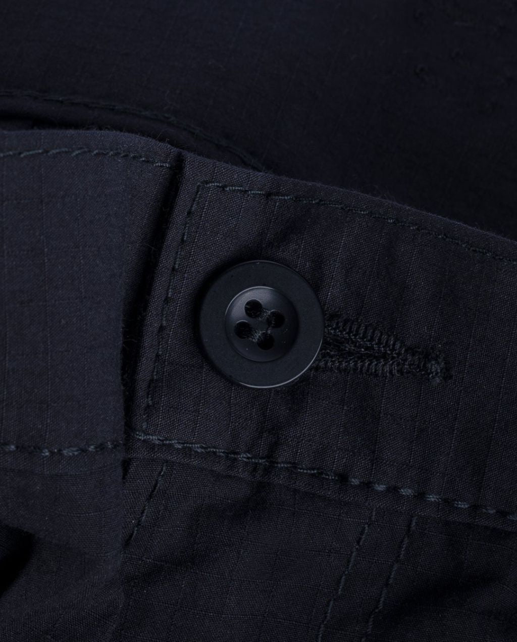 IH-736 BLACK