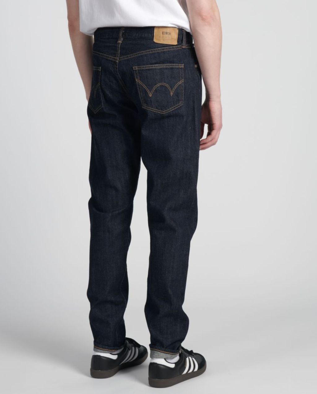 Regular Tapered Jeans I033516_01_02 Rinsed