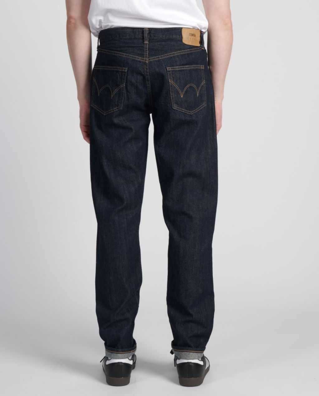 Regular Tapered Jeans I033516_01_02 Rinsed