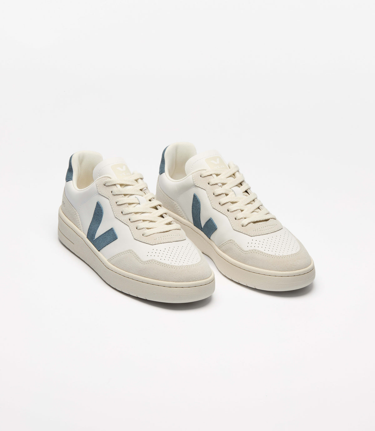 V-90 - Leather extra white california